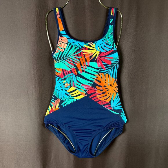 Lands' End Women's 2, 4 LONG Soft Cup Tugless Sporty One Piece Swimsuit Chlorine - Picture 1 of 9